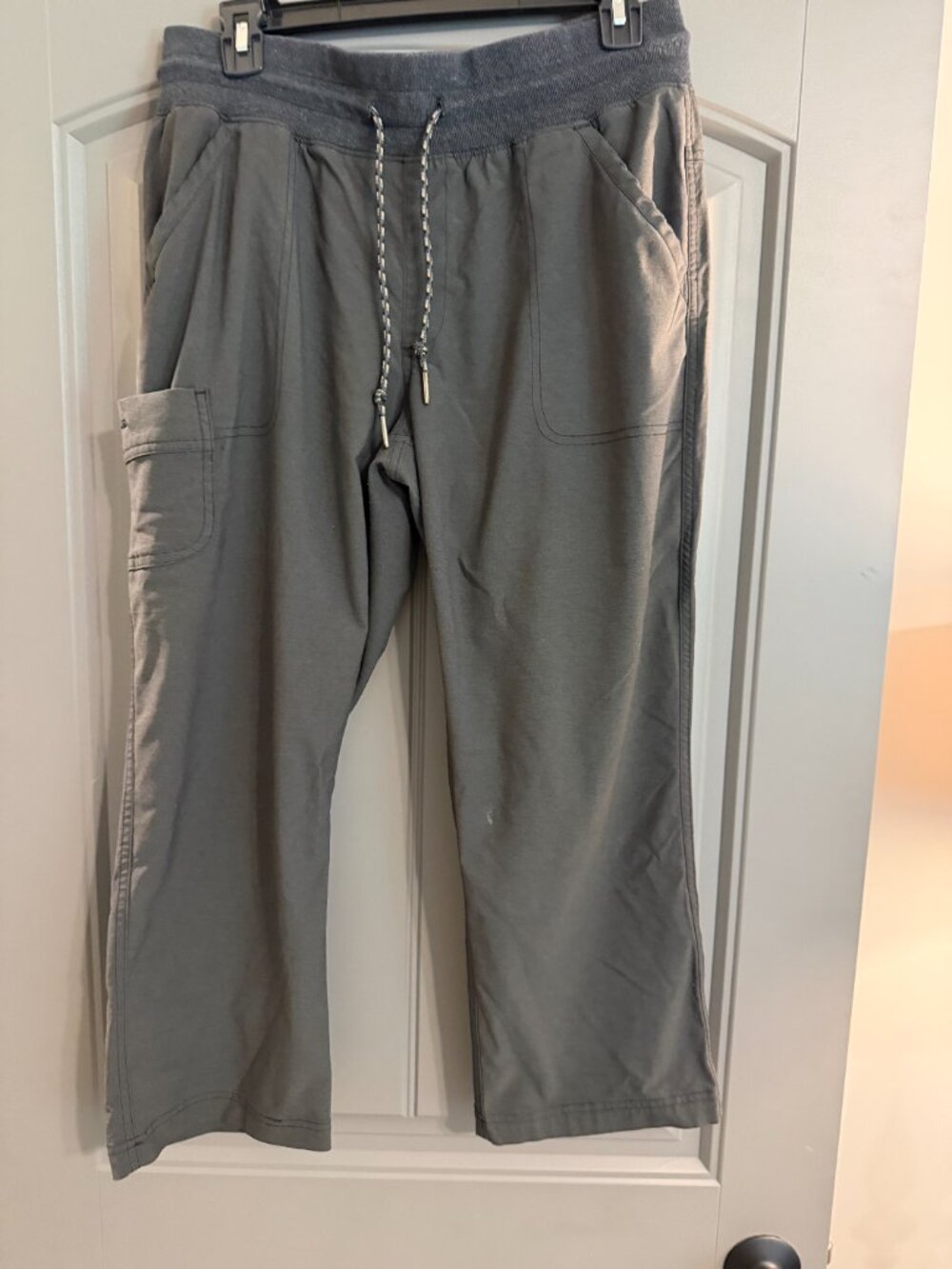 Cargo Capris - Picture 5 of 5